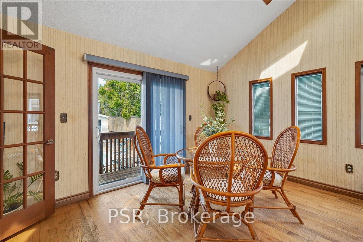 2204 Cartier Crescent, Burlington, Ontario  L7P 2Z5 - Photo 13 - W13148908