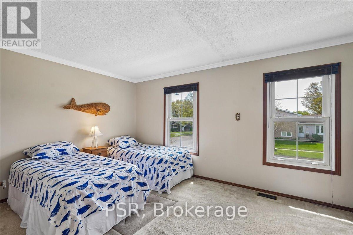 2204 Cartier Crescent, Burlington, Ontario  L7P 2Z5 - Photo 23 - W13148908