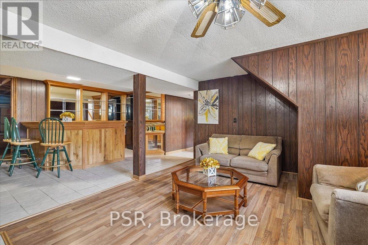 2204 Cartier Crescent, Burlington, Ontario  L7P 2Z5 - Photo 27 - W13148908