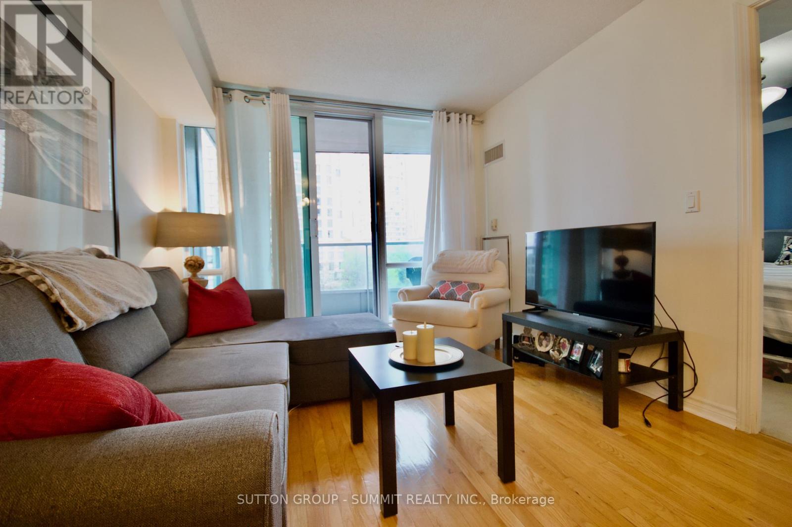 506 - 1 Elm Drive W, Mississauga, Ontario  L5B 4M1 - Photo 4 - W13149004