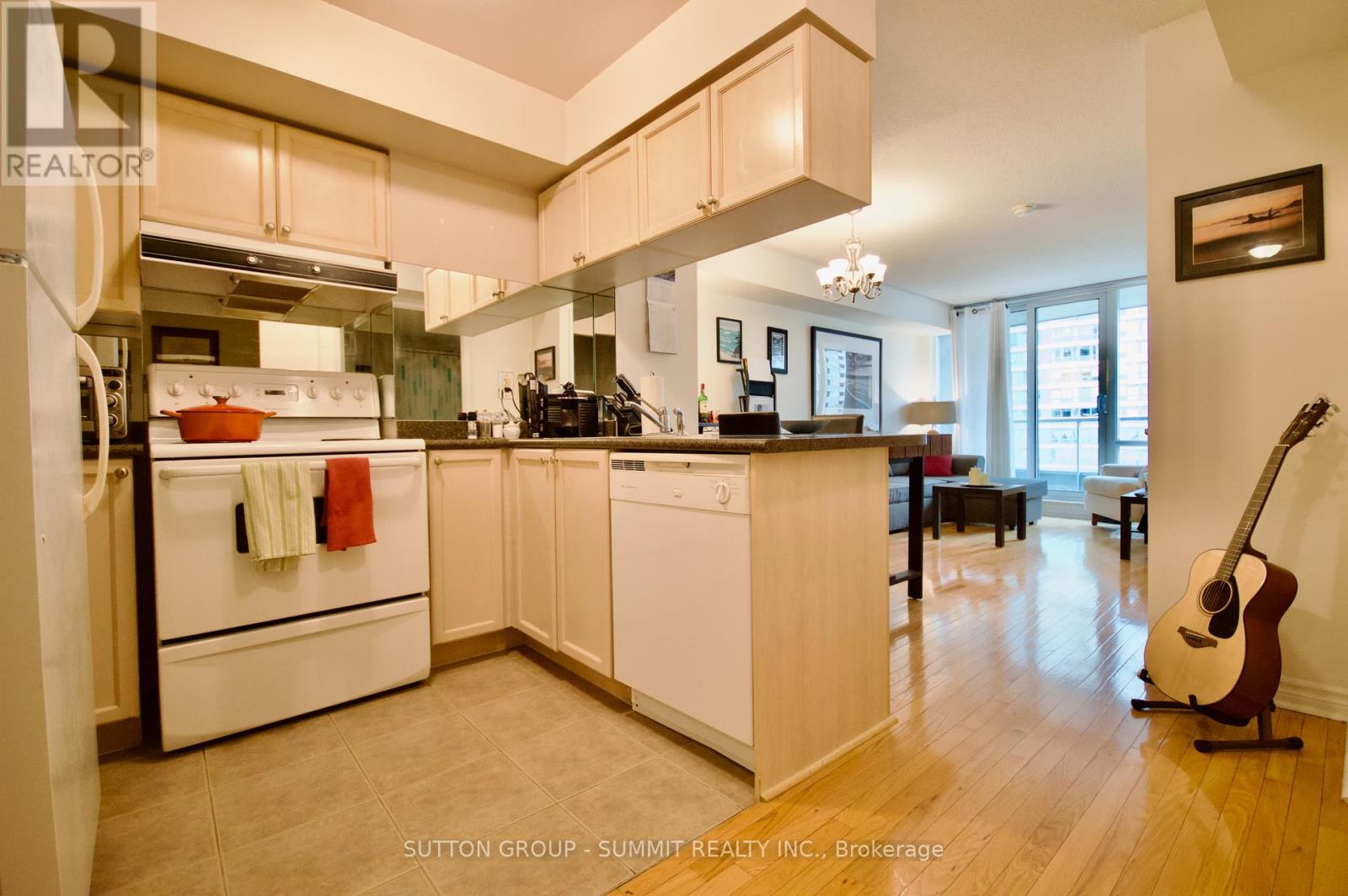 506 - 1 Elm Drive W, Mississauga, Ontario  L5B 4M1 - Photo 6 - W13149004