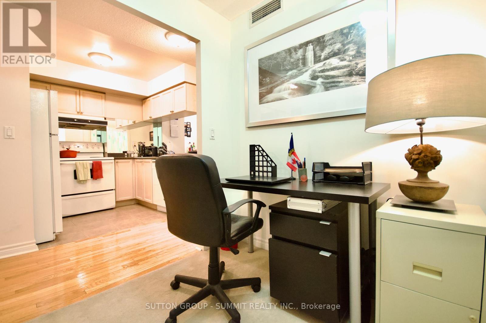 506 - 1 Elm Drive W, Mississauga, Ontario  L5B 4M1 - Photo 8 - W13149004
