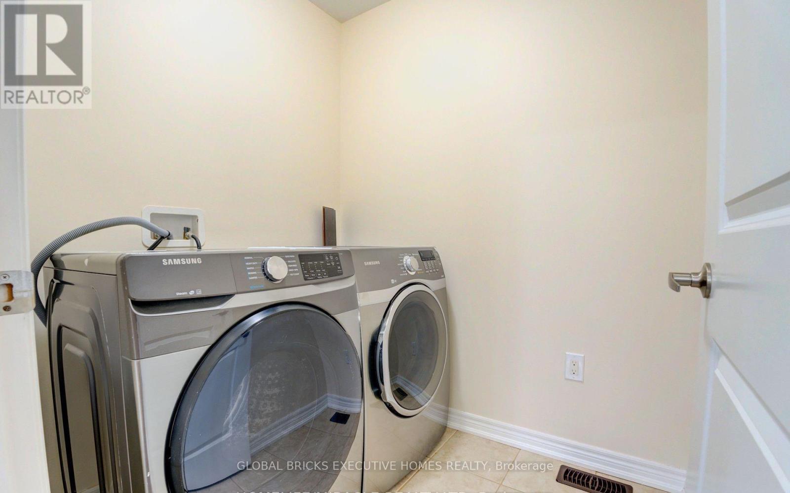 33 Antibes Drive, Brampton, Ontario  L6X 0R8 - Photo 24 - W13149006