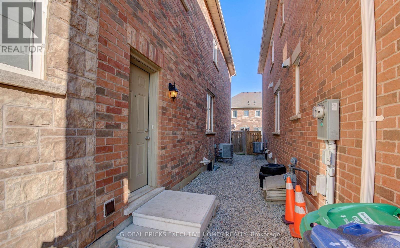 33 Antibes Drive, Brampton, Ontario  L6X 0R8 - Photo 39 - W13149006