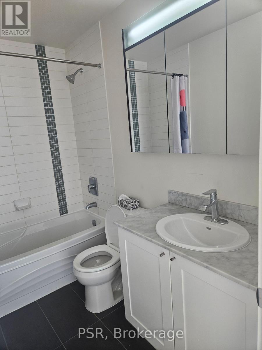 2504 - 4070 Confederation Parkway, Mississauga, Ontario  L5B 0E9 - Photo 11 - W13149060