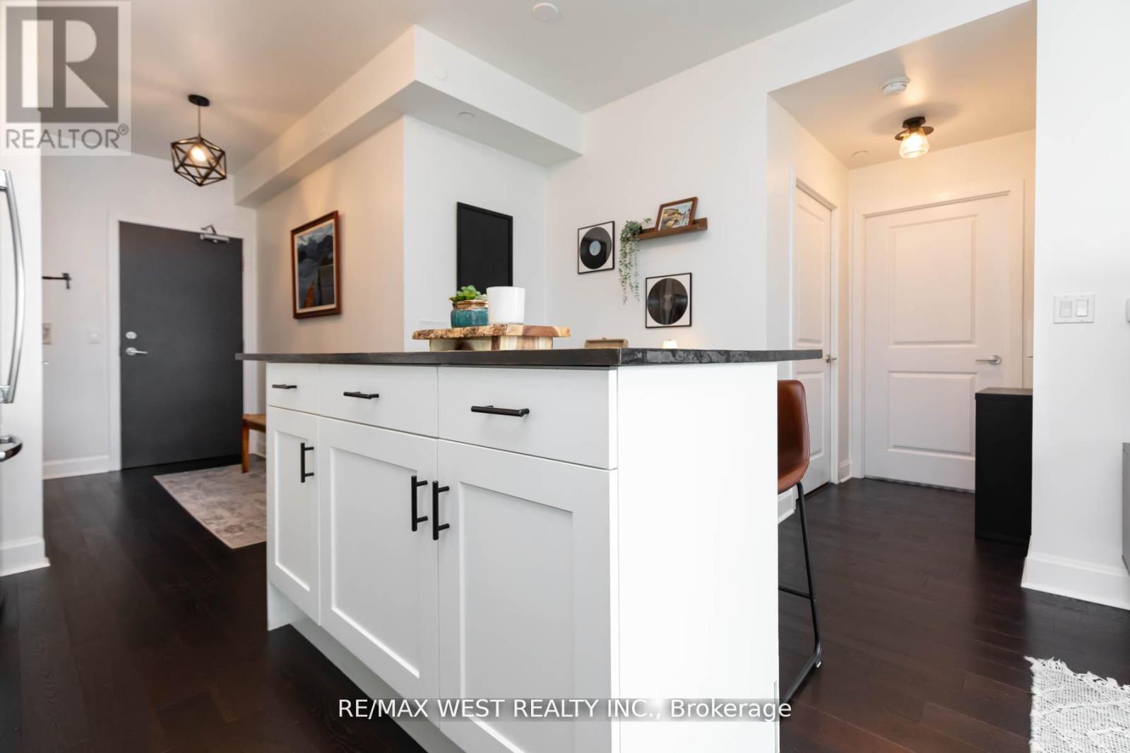 802 - 33 Shore Breeze Drive, Toronto, Ontario M8V 1A1 - Photo 11 - W13149094
