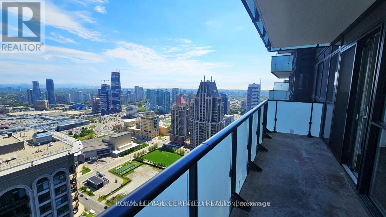 4411 - 430 Square One Drive, Mississauga, Ontario  L5B 0L6 - Photo 7 - W13149096
