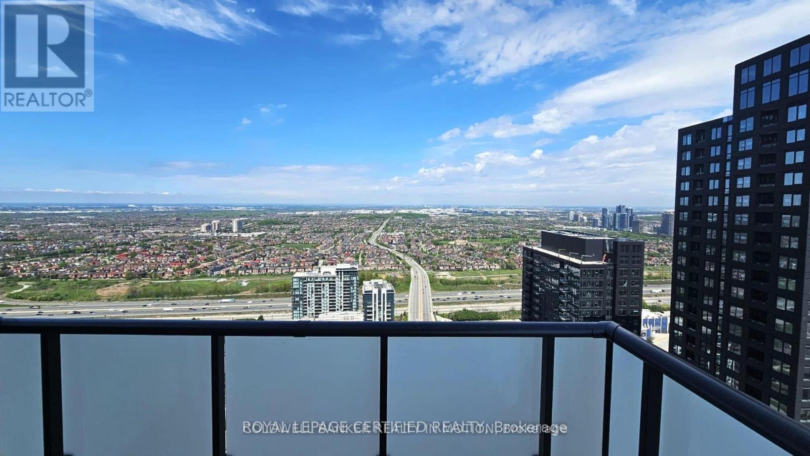 4411 - 430 Square One Drive, Mississauga, Ontario  L5B 0L6 - Photo 8 - W13149096