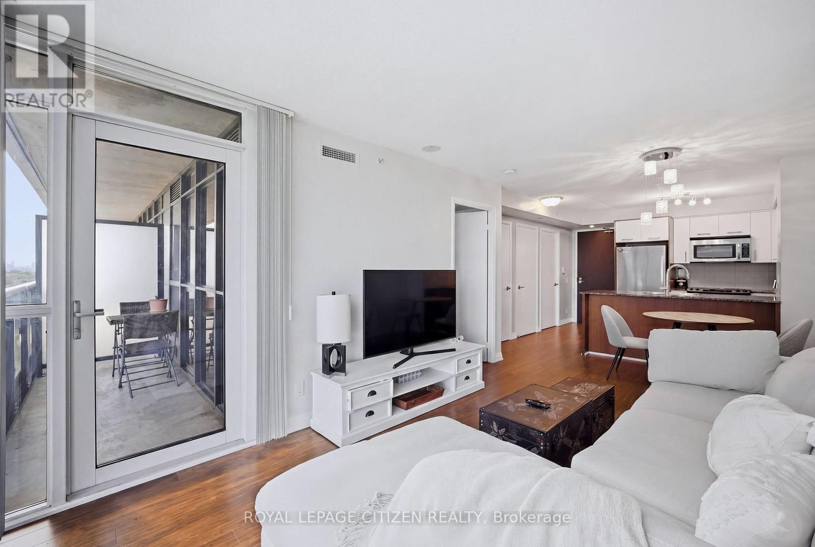 1003 - 1 Valhalla Inn Road, Toronto, Ontario  M9B 1S9 - Photo 11 - W13149102
