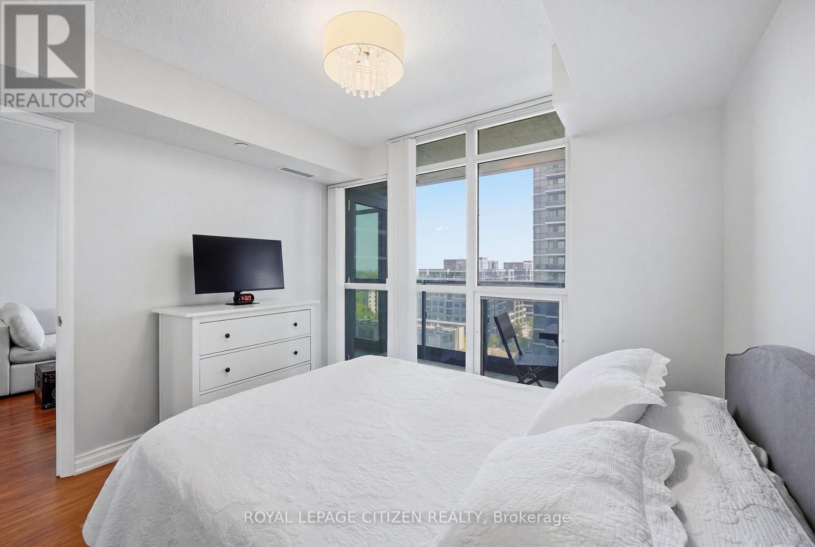 1003 - 1 Valhalla Inn Road, Toronto, Ontario  M9B 1S9 - Photo 14 - W13149102