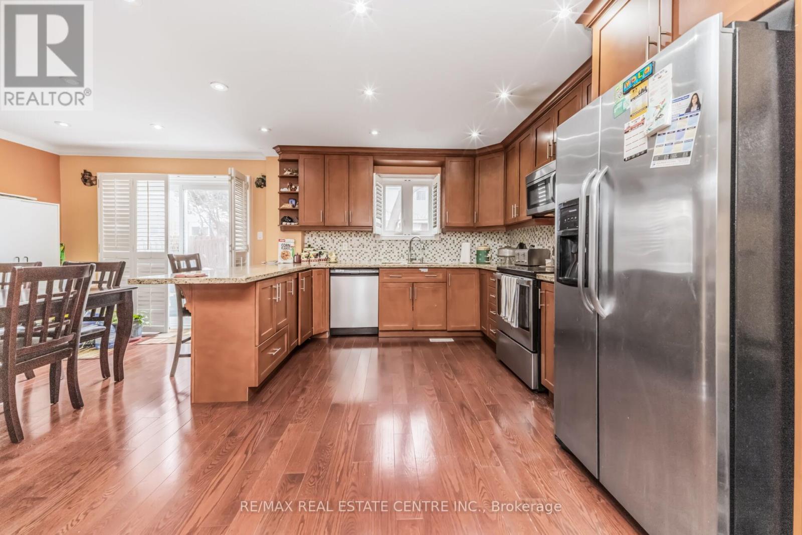 48 Horne Drive, Brampton, Ontario  L6V 2V3 - Photo 10 - W13149128