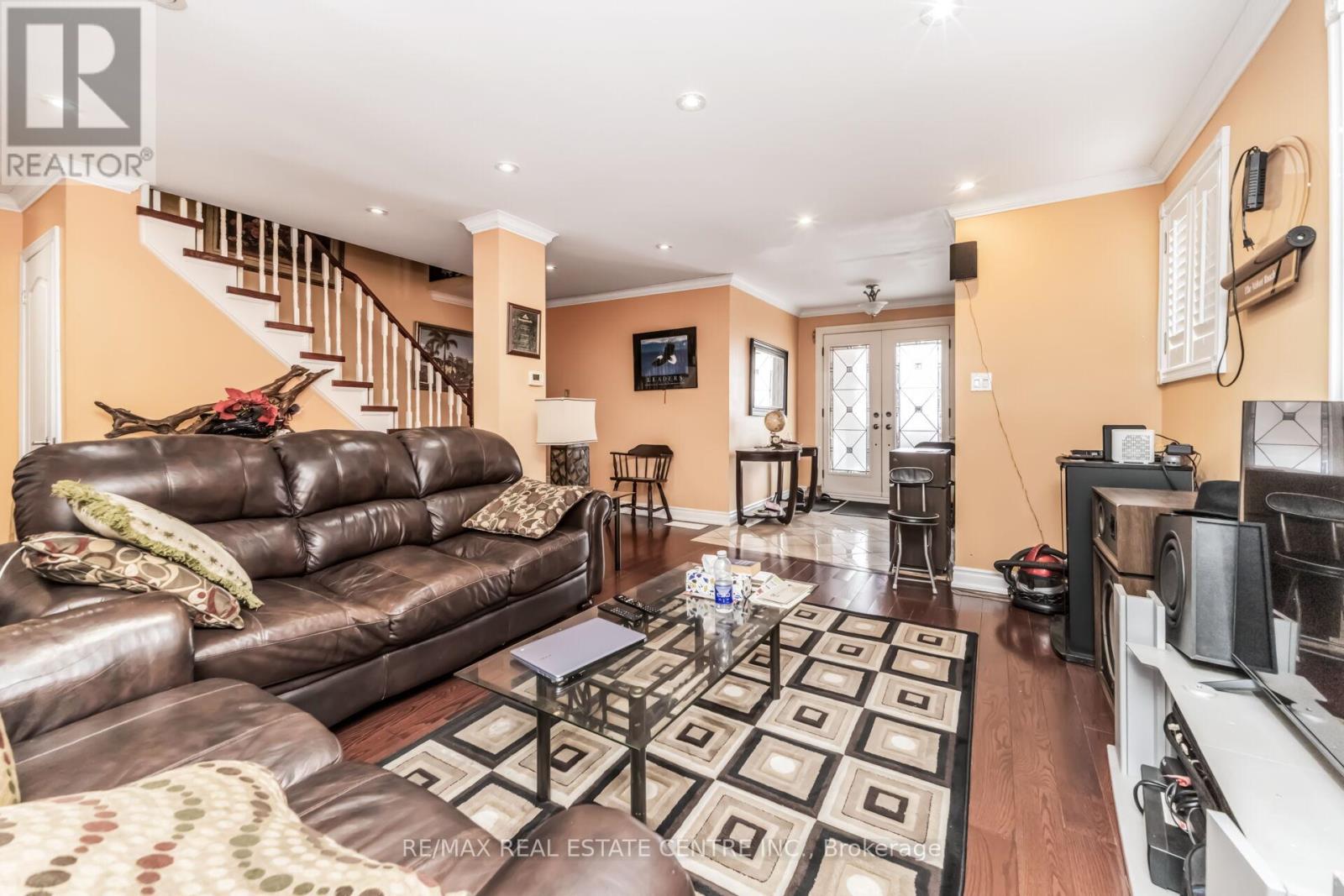 48 Horne Drive, Brampton, Ontario  L6V 2V3 - Photo 9 - W13149128