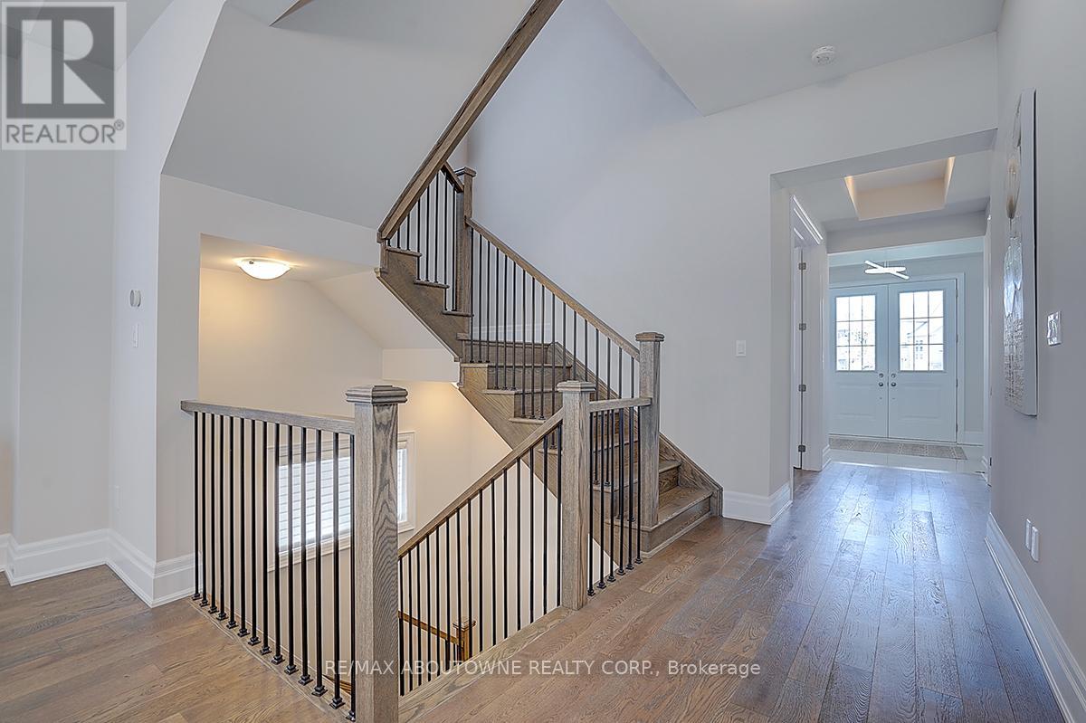 1362 Lynx Gardens, Oakville, Ontario  L6H 8A1 - Photo 10 - W13149186