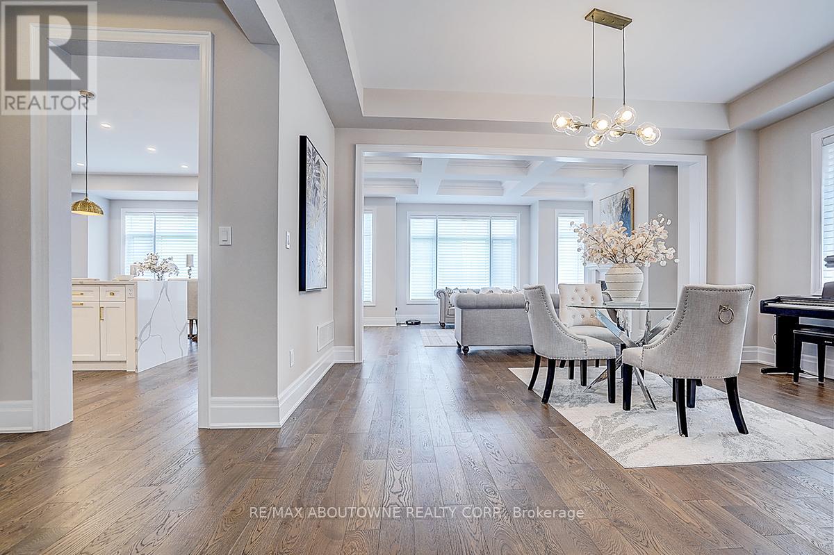 1362 Lynx Gardens, Oakville, Ontario  L6H 8A1 - Photo 11 - W13149186