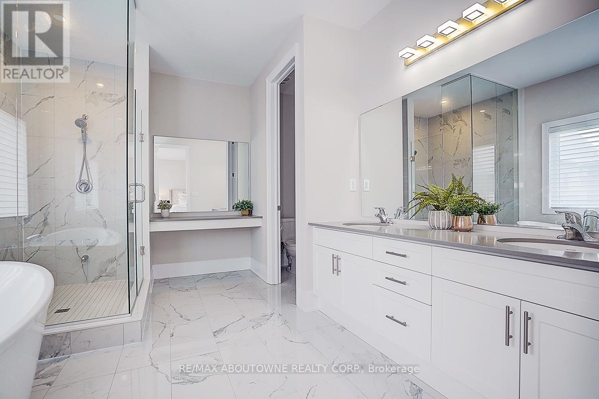 1362 Lynx Gardens, Oakville, Ontario  L6H 8A1 - Photo 35 - W13149186