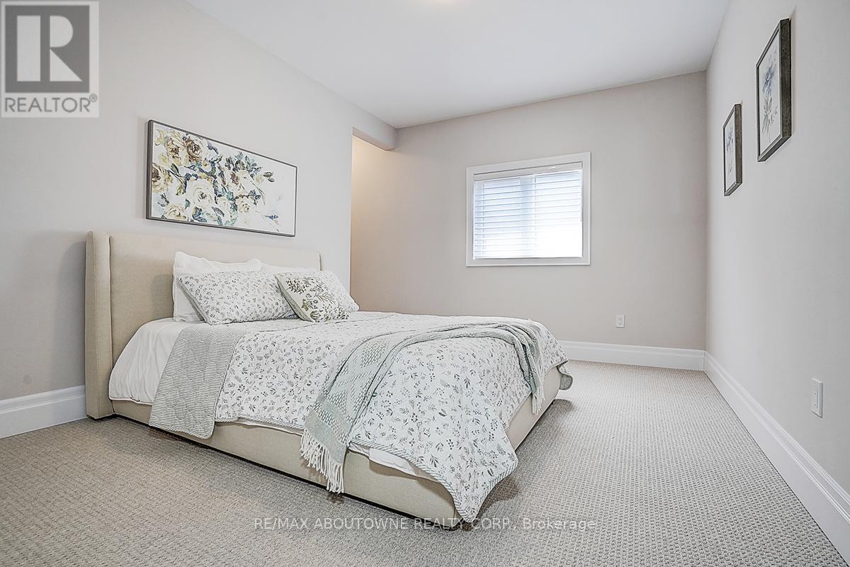 1362 Lynx Gardens, Oakville, Ontario  L6H 8A1 - Photo 38 - W13149186