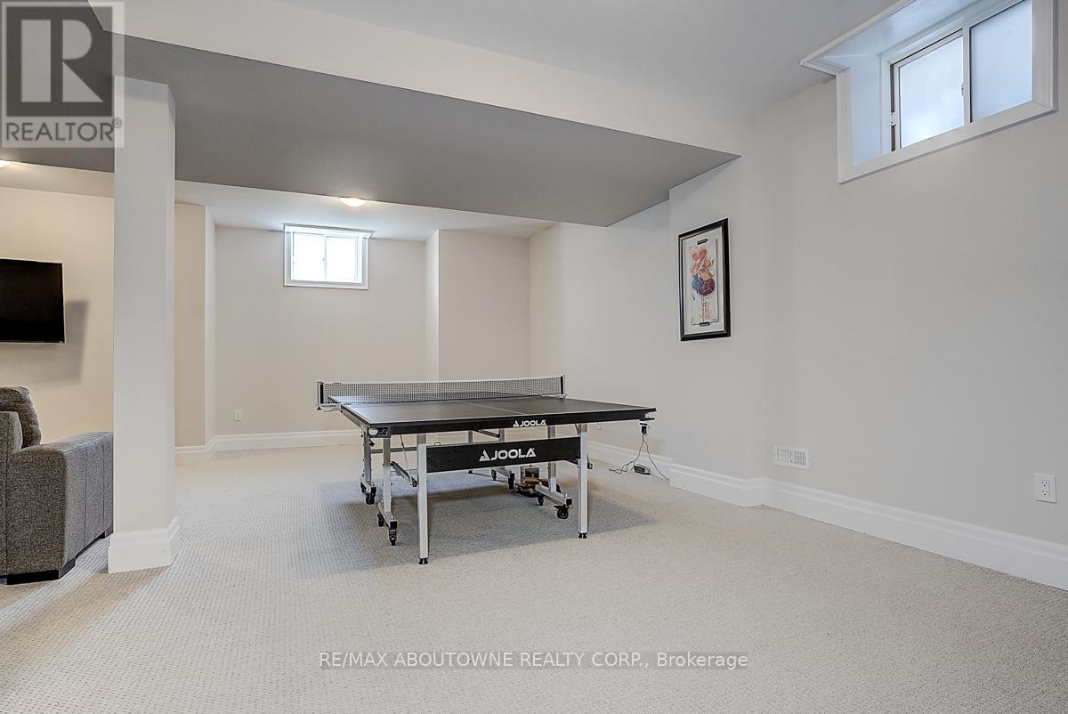1362 Lynx Gardens, Oakville, Ontario  L6H 8A1 - Photo 45 - W13149186