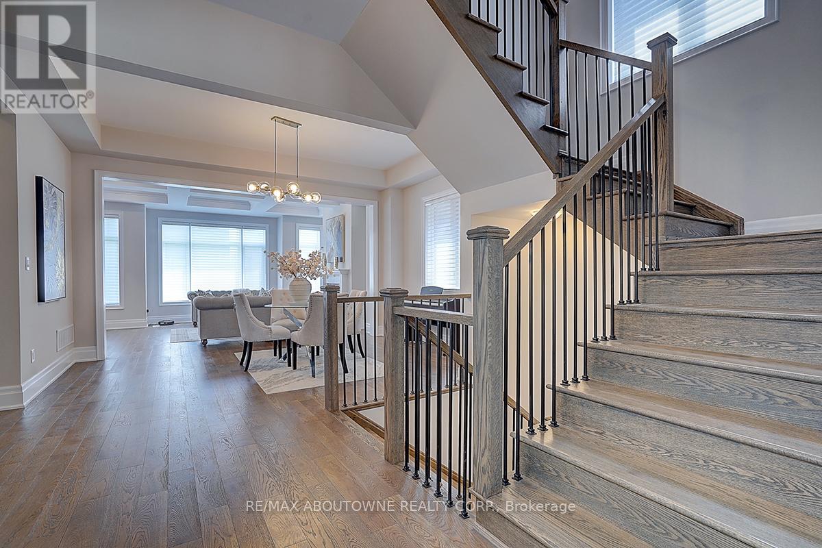 1362 Lynx Gardens, Oakville, Ontario  L6H 8A1 - Photo 9 - W13149186