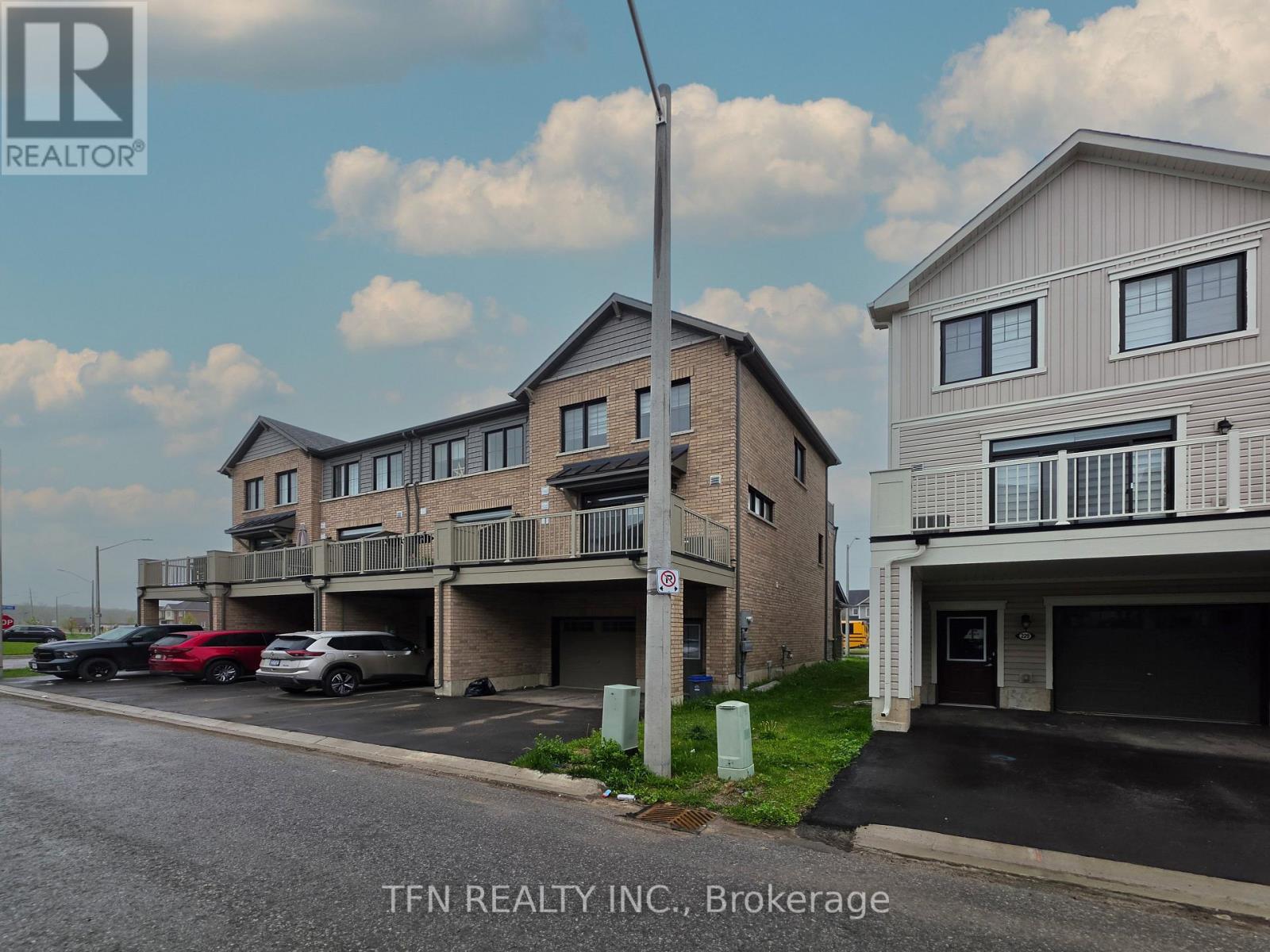 231 Melody Lane, Thorold, Ontario  L3B 0L2 - Photo 3 - X13148972