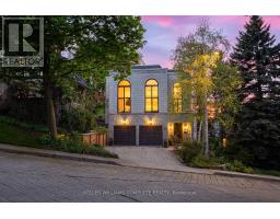 28 UNDERCLIFFE AVENUE, Hamilton, Ontario
