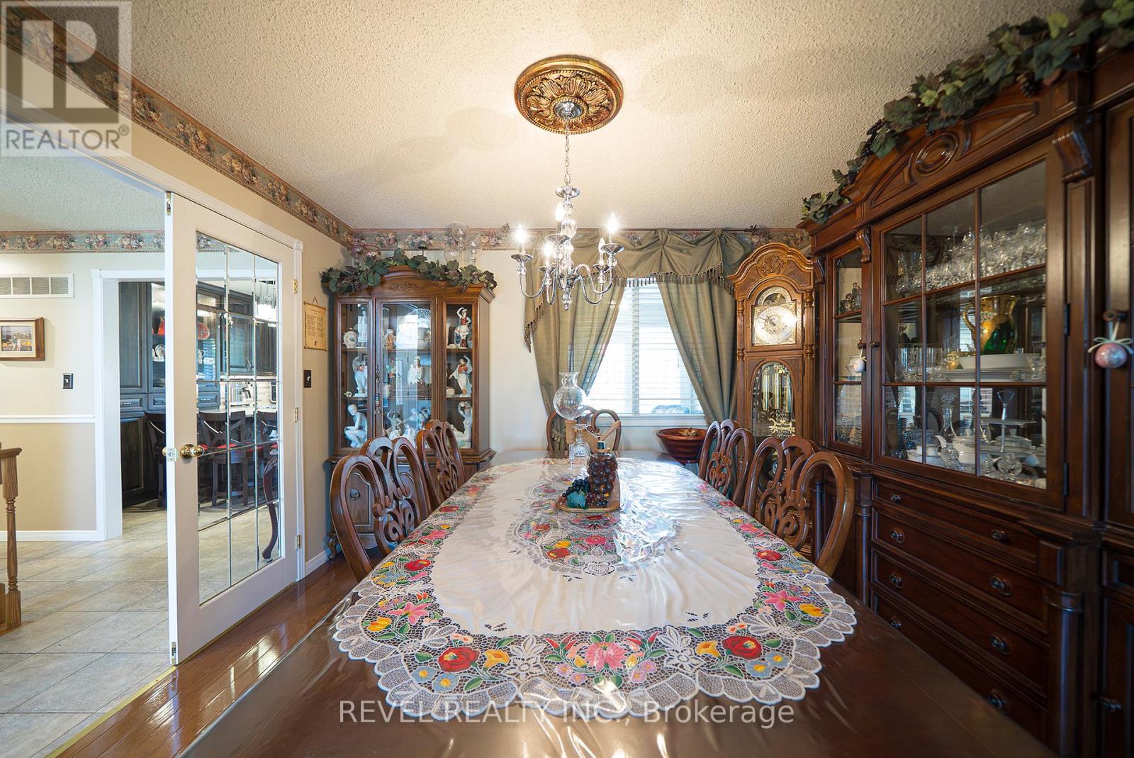 25 Maplecrest Lane, Brantford, Ontario  N3R 7T9 - Photo 13 - X13149010