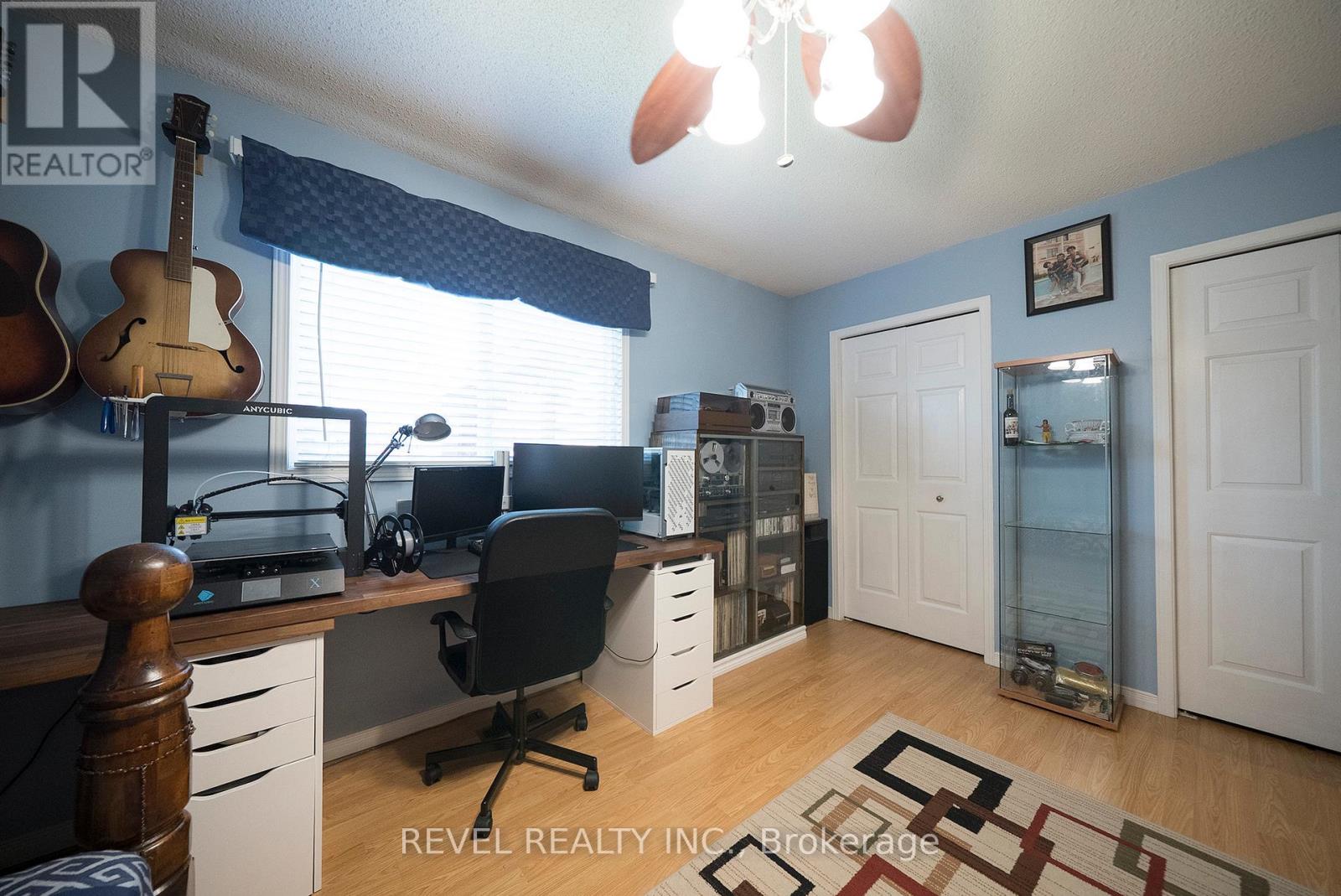 25 Maplecrest Lane, Brantford, Ontario  N3R 7T9 - Photo 19 - X13149010