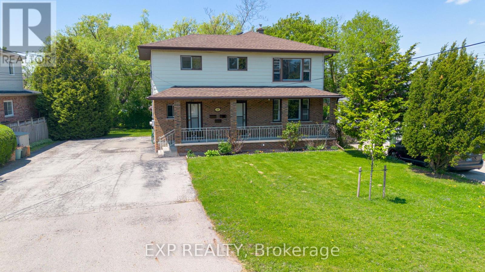 39 Chester Road, Hamilton, Ontario  L8E 1X8 - Photo 2 - X13149106