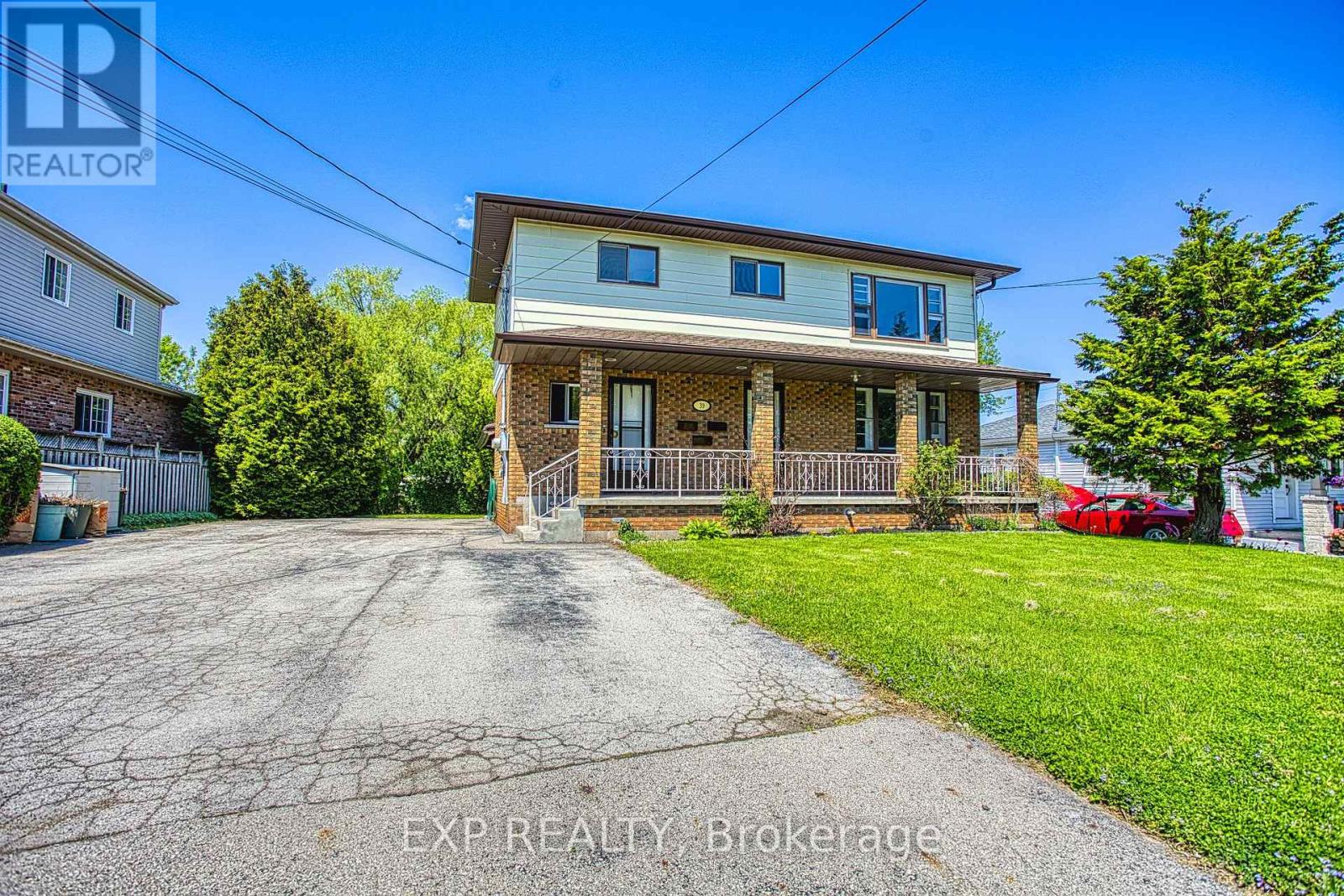 39 Chester Road, Hamilton, Ontario  L8E 1X8 - Photo 3 - X13149106