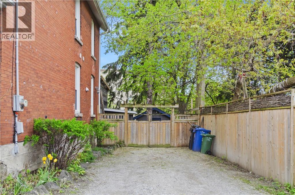 326 Waterloo Avenue, Guelph, Ontario  N1H 3J8 - Photo 5 - 40829562