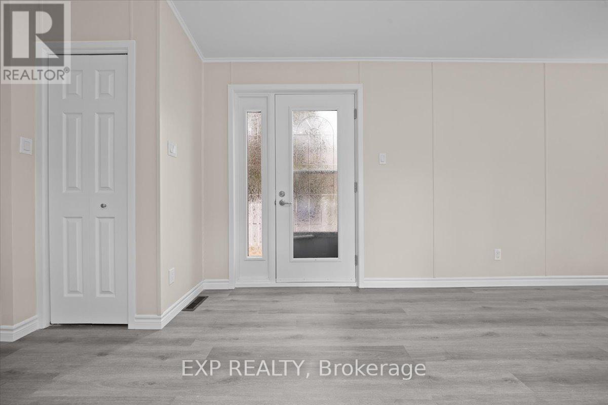 1083 Vista Tara Private, Ottawa, Ontario  K4P 1C9 - Photo 3 - X13146820
