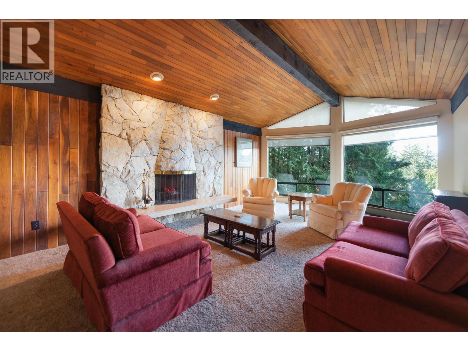 8846 Redrooffs Road, Halfmoon Bay, British Columbia  V7Z 1B2 - Photo 15 - R3096511