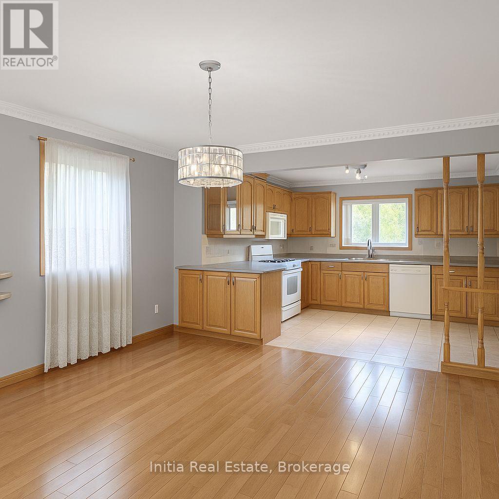 216 Highbury Avenue N, London East, Ontario  N5Z 2W7 - Photo 21 - X13099986
