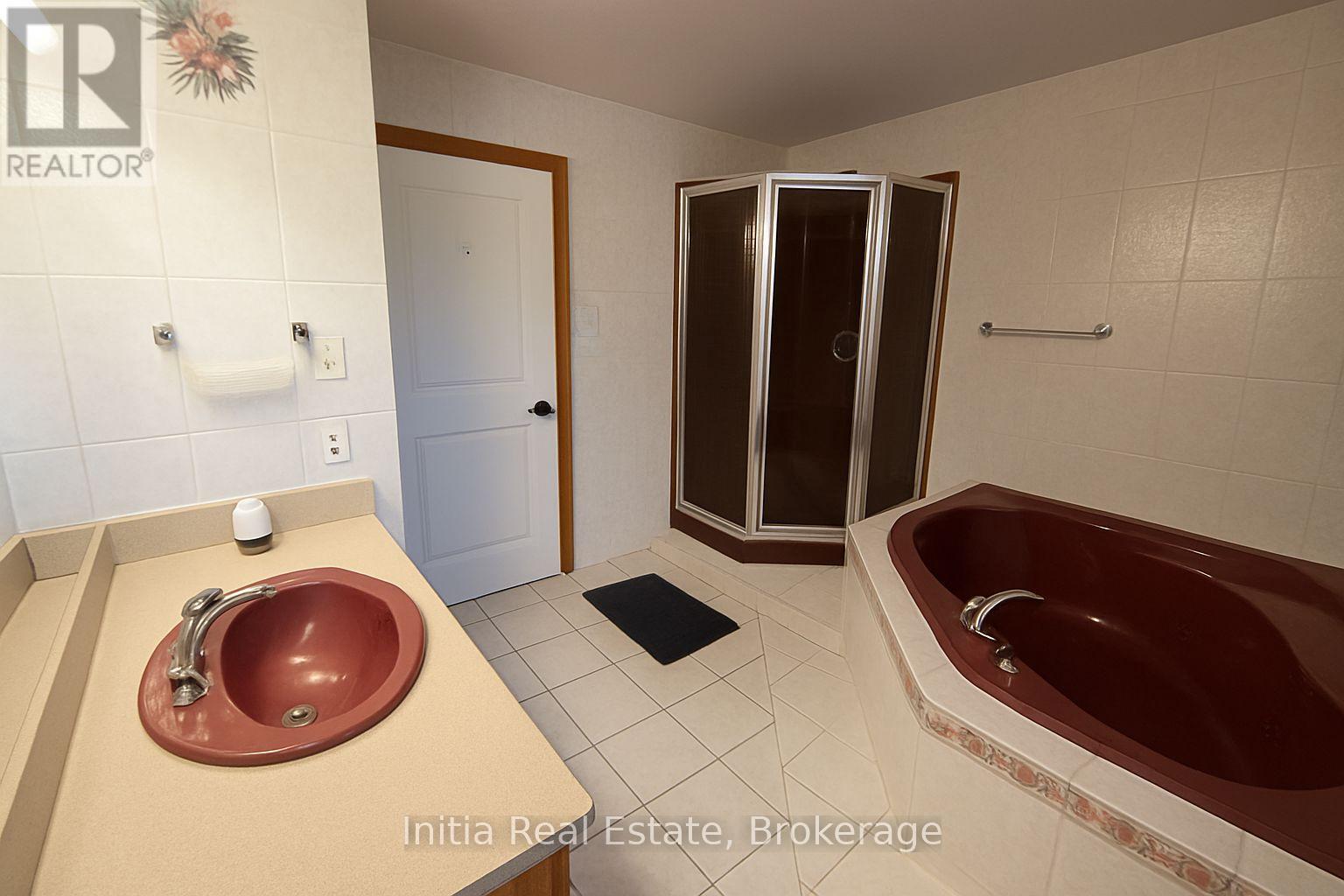 216 Highbury Avenue N, London East, Ontario  N5Z 2W7 - Photo 13 - X13099986