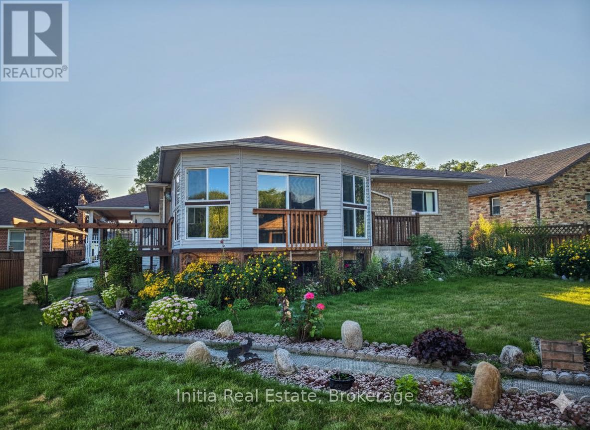 216 Highbury Avenue N, London East, Ontario  N5Z 2W7 - Photo 6 - X13099986