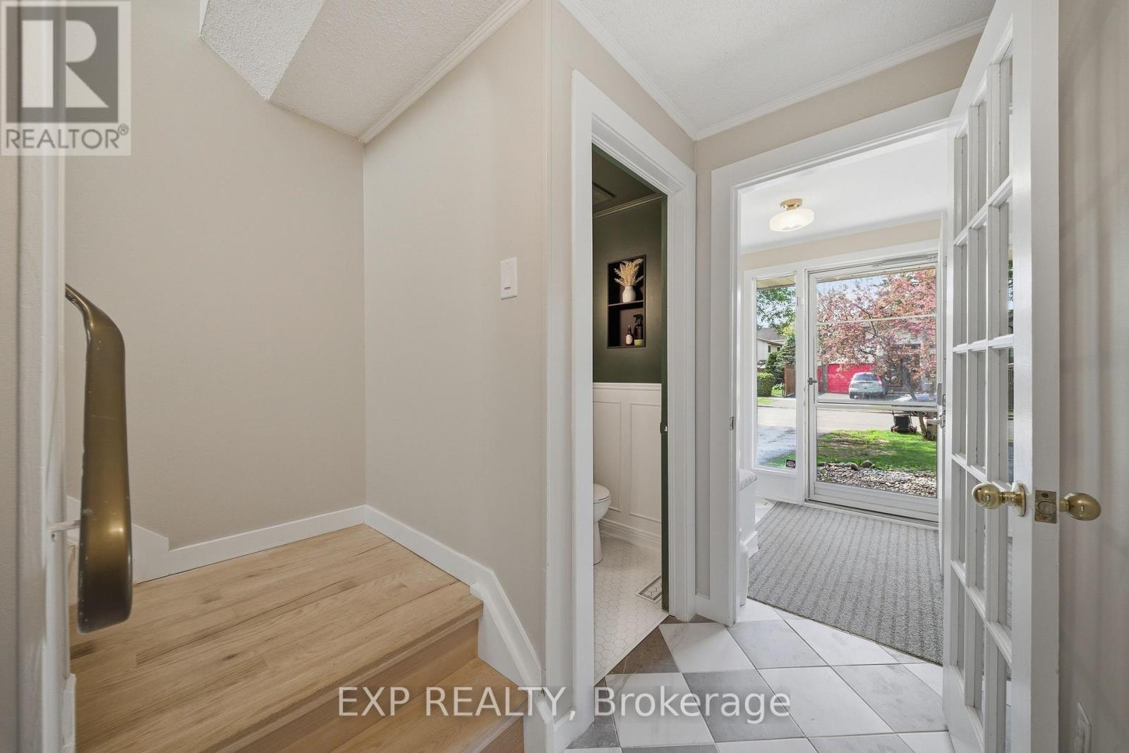 2333 Cotters Crescent, Ottawa, Ontario  K1V 8Y7 - Photo 7 - X13146828