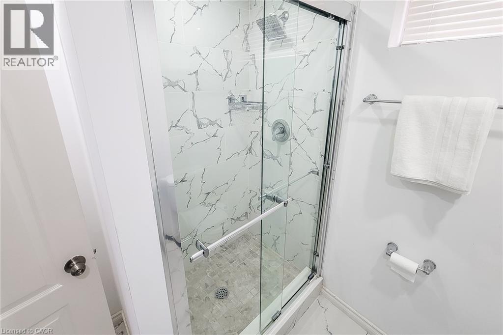 114 Juanita Drive, Hamilton, Ontario  L9C 2G3 - Photo 37 - 40831813