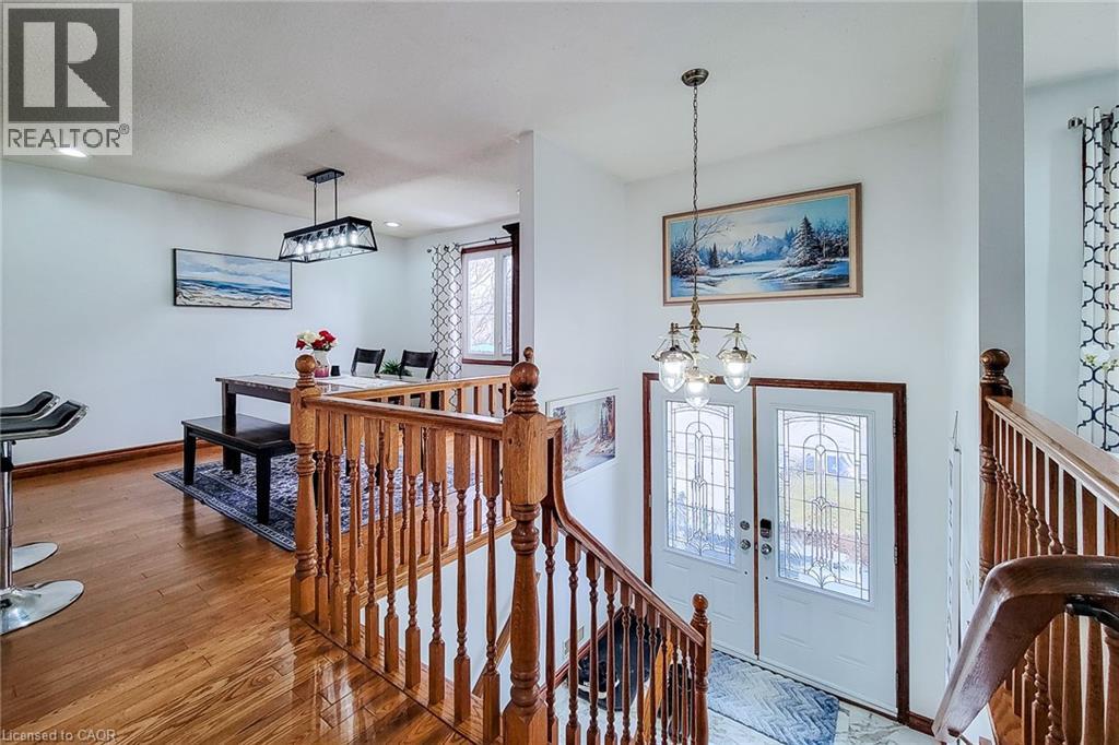 114 Juanita Drive, Hamilton, Ontario  L9C 2G3 - Photo 6 - 40831813