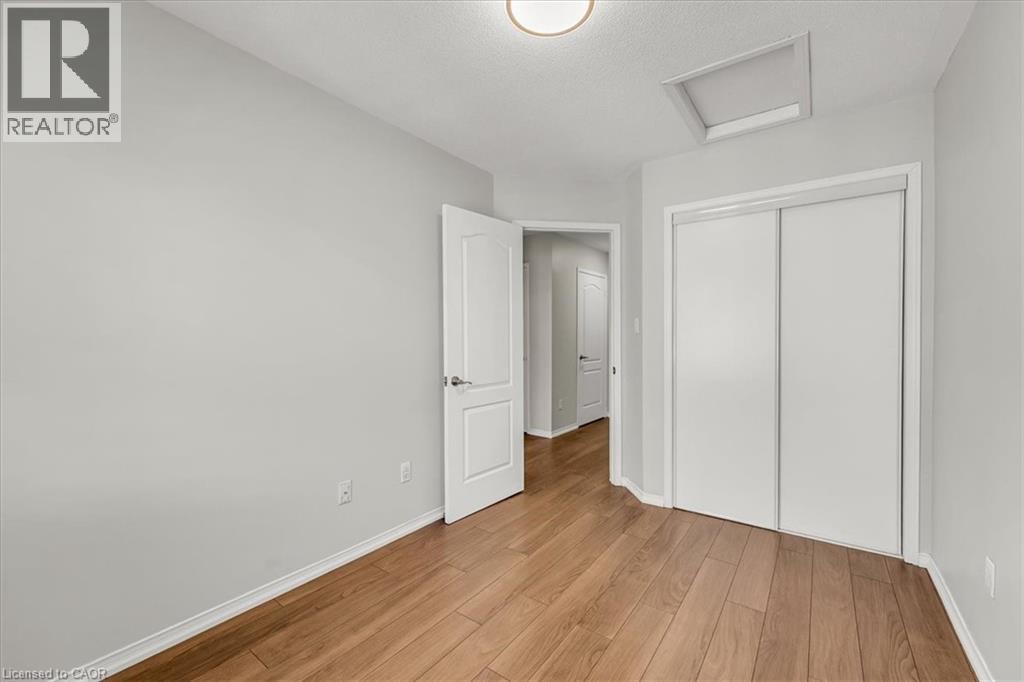 2557 Sixth Line Unit# 9, Oakville, Ontario  L6H 0H7 - Photo 28 - 40831602