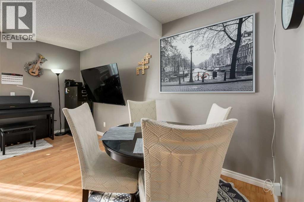 41 Harvest Glen Heights NE, Calgary, Alberta  T3K 4L3 - Photo 7 - A2293049