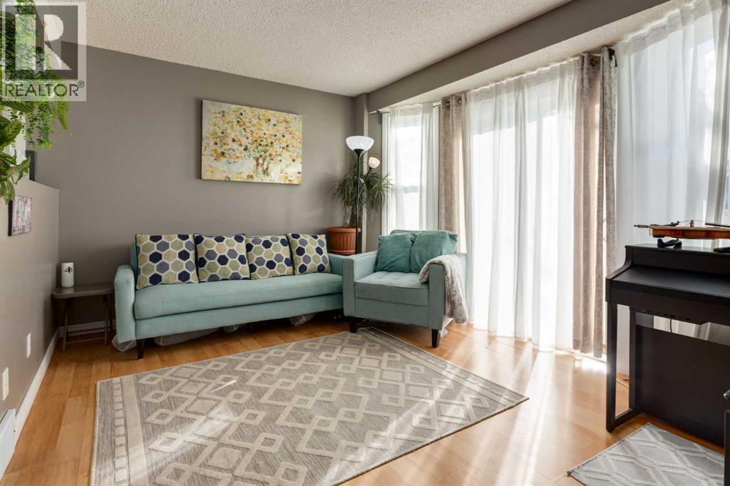 41 Harvest Glen Heights NE, Calgary, Alberta  T3K 4L3 - Photo 8 - A2293049