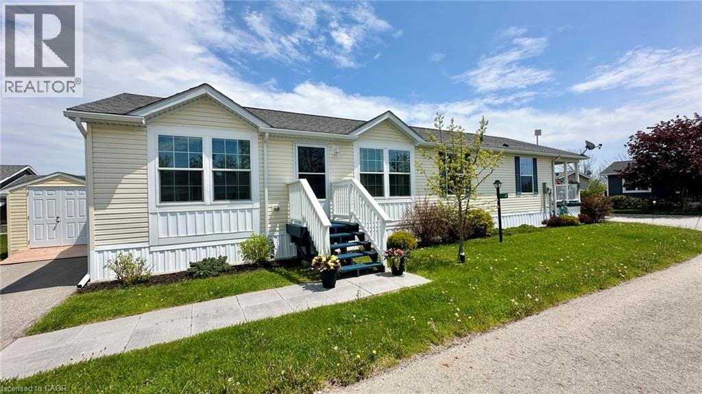 4 CRICKLEWOOD Crescent, Selkirk, Ontario