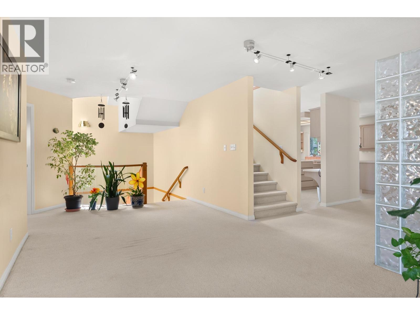 1575 Beach Grove Road, Delta, British Columbia  V4L 1P2 - Photo 11 - R3125524