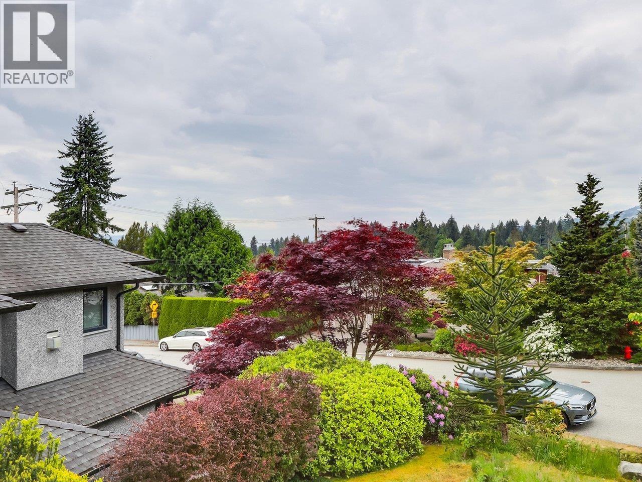 4072 Skyline Drive, North Vancouver, British Columbia  V7R 3G7 - Photo 22 - R3125527