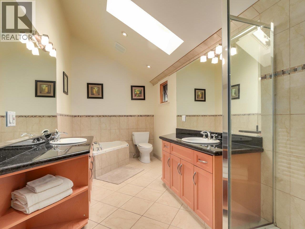 4072 Skyline Drive, North Vancouver, British Columbia  V7R 3G7 - Photo 26 - R3125527