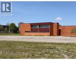 280 MERRITT AVENUE, Chatham, Ontario