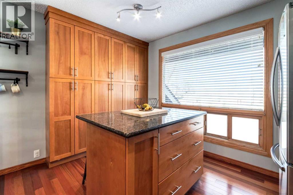 16, 5019 46 Avenue SW, Calgary, Alberta  T3E 6R1 - Photo 9 - A2310577