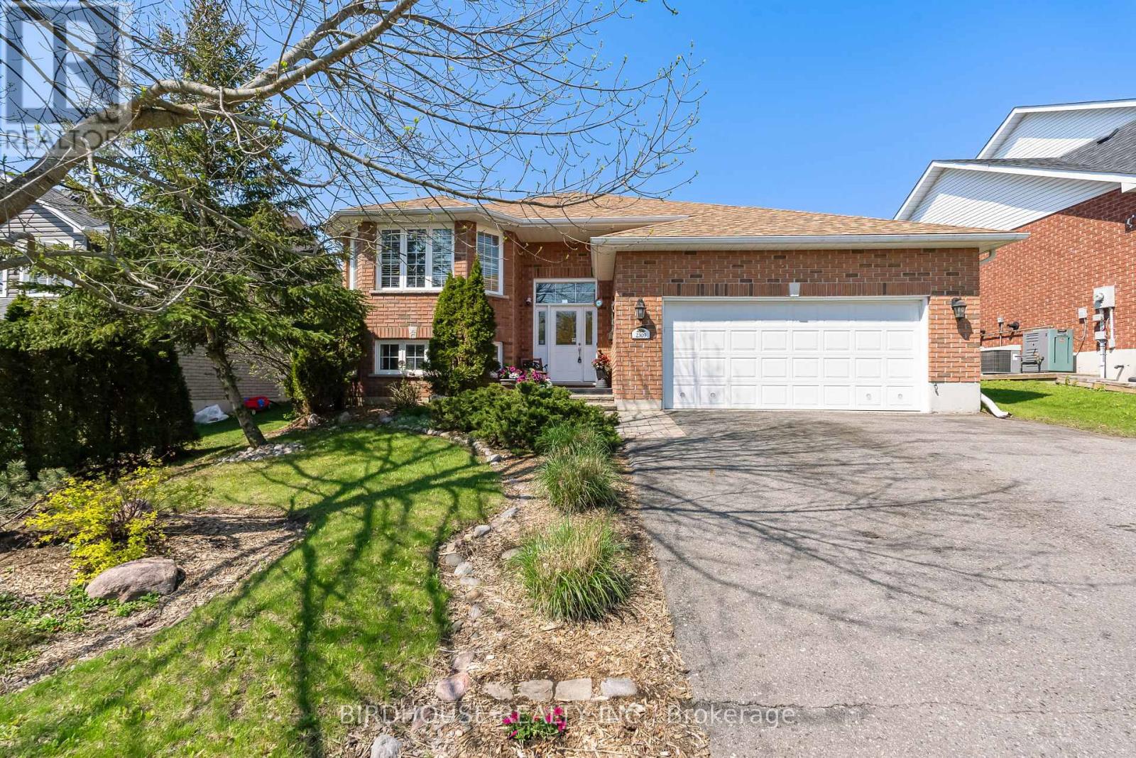 2309 Sumac Street, Peterborough, Ontario  K9K 2J9 - Photo 2 - X13149300