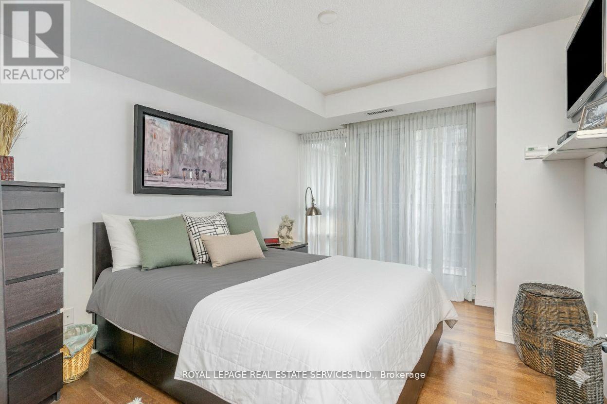 1203 - 900 Mount Pleasant Road, Toronto, Ontario  M4P 3J9 - Photo 18 - C12885776