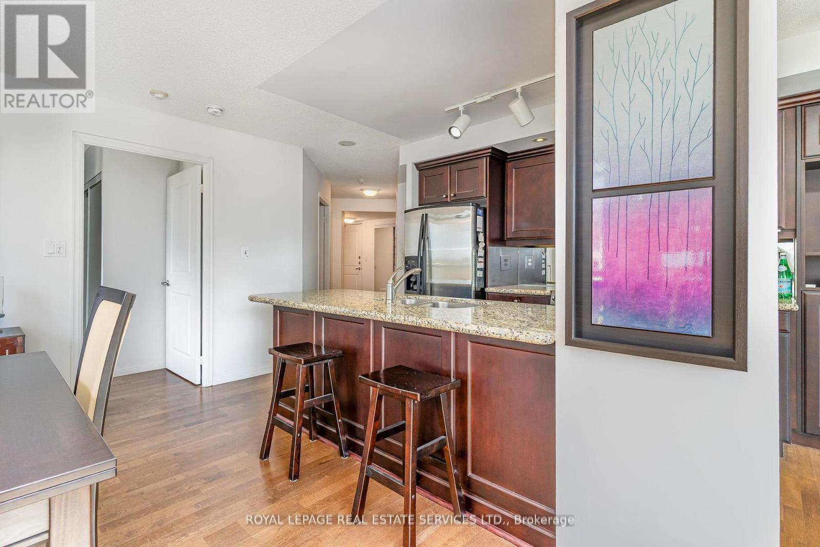 1203 - 900 Mount Pleasant Road, Toronto, Ontario  M4P 3J9 - Photo 15 - C12885776