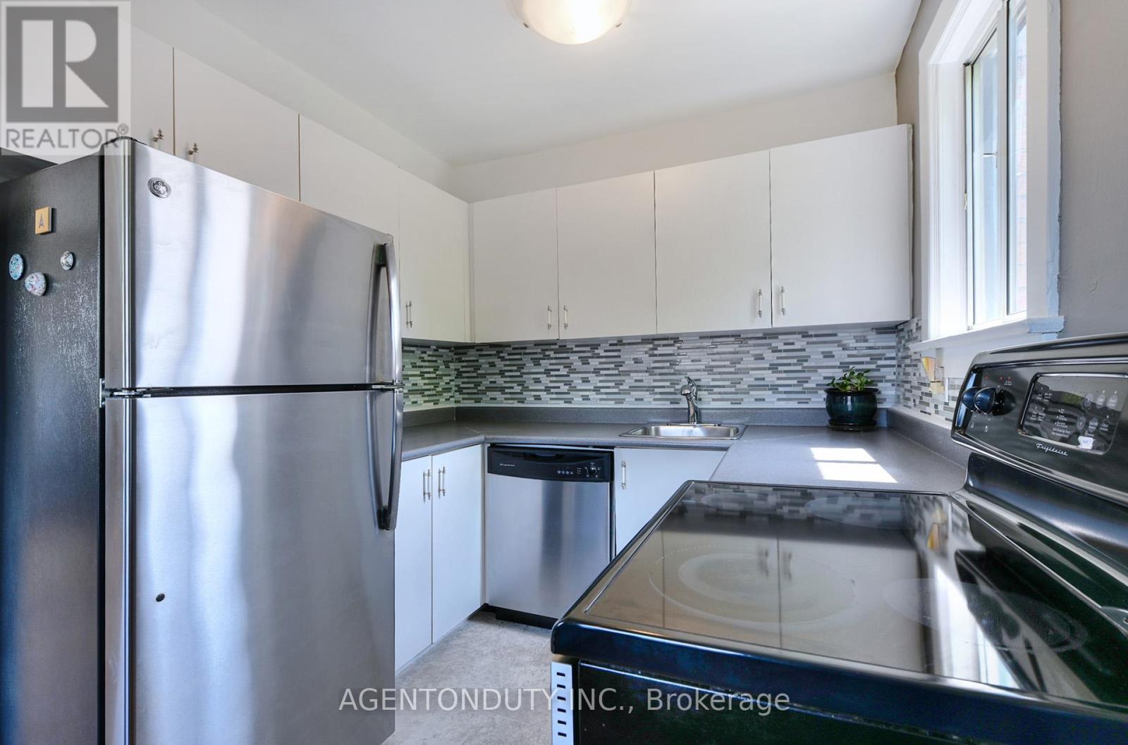 17 - 1646 Bathurst Street, Toronto, Ontario  M5P 3J7 - Photo 14 - C13142754